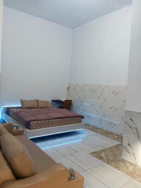 Touchsmart, Reservar  Lemahabang West Java