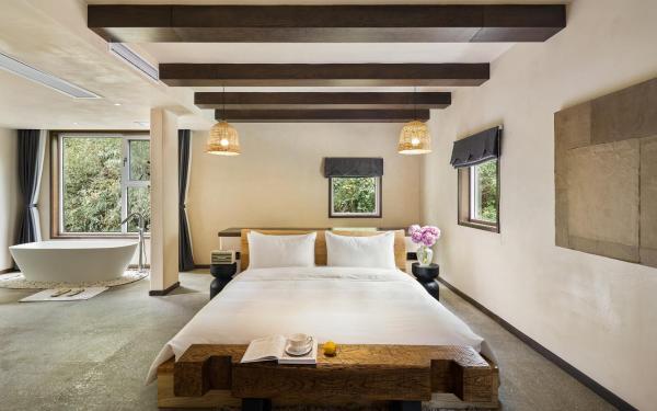 Yangshuo One Thousand and One Courtyard Views B&B, Reservar  Hotéis em Guangxi com Estacionamento, Estacionamento