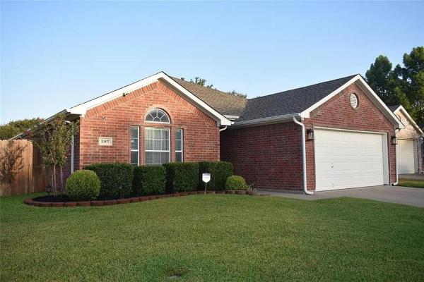 UniQ Farmhouse, Reservar  Grand Prairie Dallas - Fort Worth Metropolitan Area