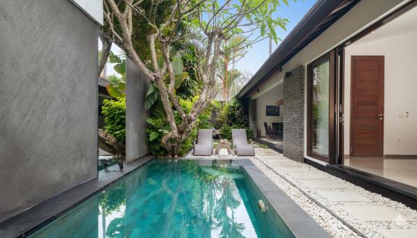 Villa Anjali Purple by Villa Finder, Reservar  Hotéis em Bali com piscina, Piscina
