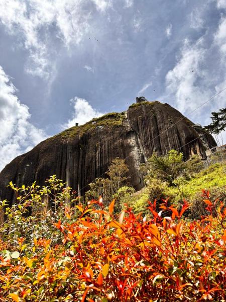 HOSPEDAJE VILLA SAMARA --- cerca de la piedra -- GUATAPÉ, Reservar  Guatapé Antioquia