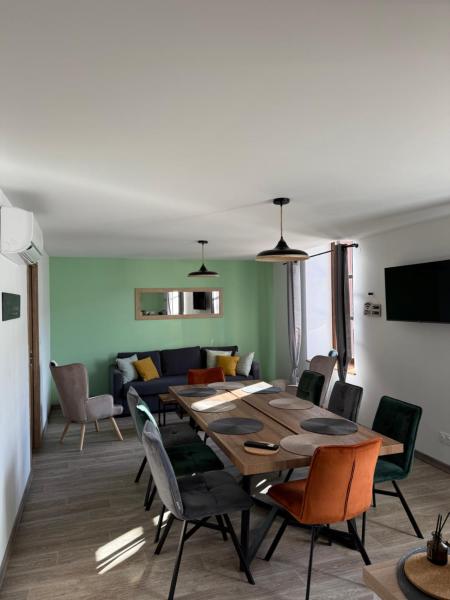 L’éscale étape, Reservar  Lagney Lorena