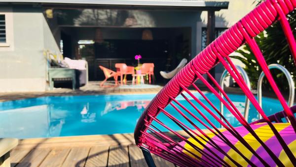 Villa avec piscine tranquille, Reservar  Hotéis em Saint-Pierre com piscina, Piscina