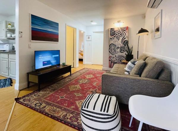 Artist\s retreat near the heart of the city, Reservar  Downtown Sacramento Sacramento