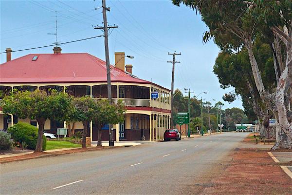 The Brookton, Reservar  Brookton 