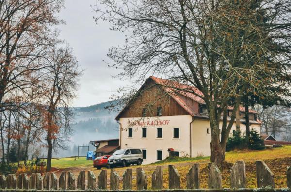 Chata Kačerov, Reservar  Červená Pilsen