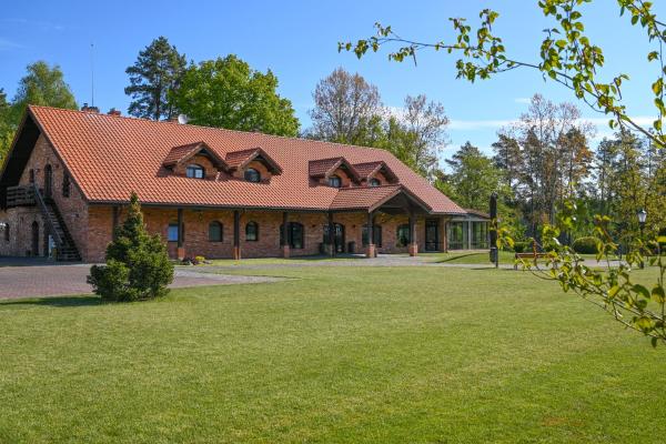 Dzūkijos dvaras, Reservar Hotel Alytus Alytus