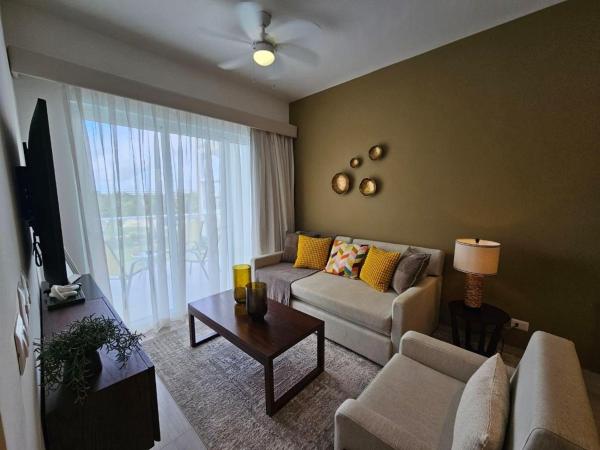 Deluxe Condo w/Pool View at Hard Rock Golf C, Reservar  Hotéis em Punta Cana com Piscina, Piscina