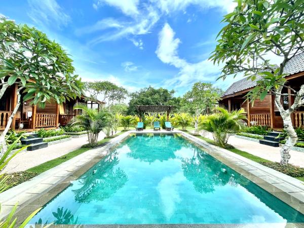 Uluwatu Wooden Villa, Reservar  Hotéis em Bali com piscina, Piscina