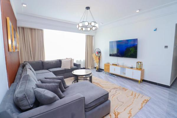 stunning one bedroom apartment with ample parking space swimming pool fully equipped gym and amazing city views, Reservar Apartamento Hotéis em Nairobi com Estacionamento, Estacionamento