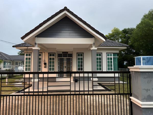 ANJUNG SARA Homestay, Reservar  Pasir Puteh Kelantan