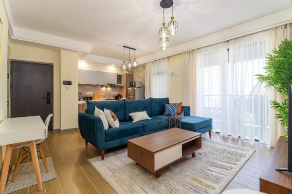 beautiful two bedroom apartment with heated swimming pool fully equipped gym ample parking space and relaxing rooftop with breathtaking city views, Reservar Apartamento Hotéis em Nairobi com Estacionamento, Estacionamento