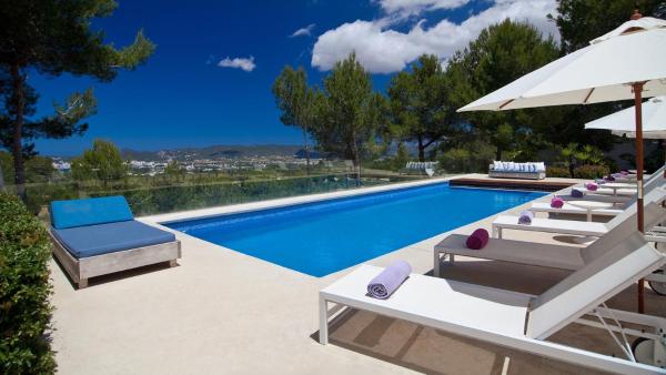 Spectacular 6 Bedroom Villa in San Jose 1062, Reservar  San Jose Ibiza