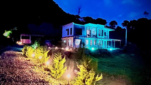 Hospedaje choachi Housetraillyones, Reservar  Choachí Cundinamarca