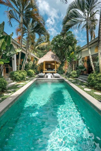 Villa Mint, 3Br Tropical Escape, Near Bintang Supermarket, Reservar  Hotéis em Bali com piscina, Piscina