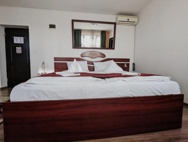 Conacul de pe Lac, Reservar Motel Vinga 