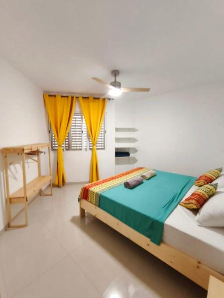 Casa Colibri - Confort et Authentique, à 300m de la plage, Reservar  Mindelo 
