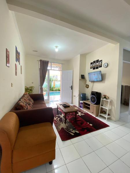 Villa Fathan, Reservar  Cianjur West Java