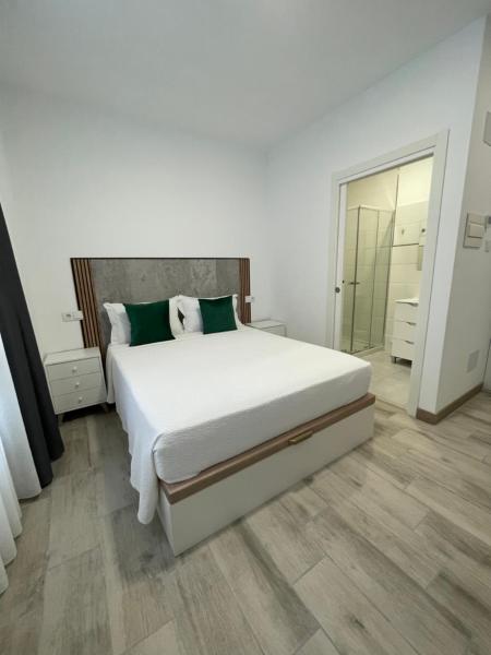 Paseo Malecón Hab, Reservar  Monforte de Lemos 