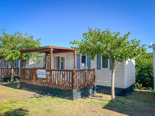 Holiday Home Duca Amedeo Camping Village by Interhome, Reservar  Hotéis em Abruzos com piscina, Piscina