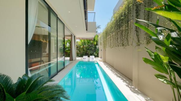 Loona Palm Villa Seseh by Villa Finder, Reservar  Hotéis em Bali com Piscina, Piscina