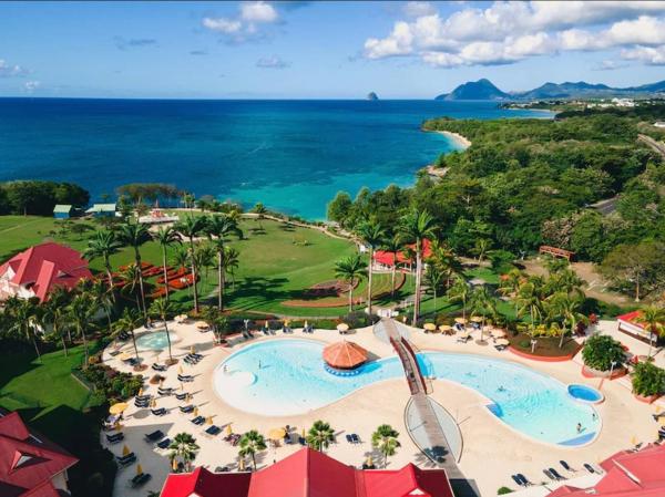 Suite Paradis Vue mer & piscine, Reservar  Hotéis em Fort-de-France com Piscina, Piscina