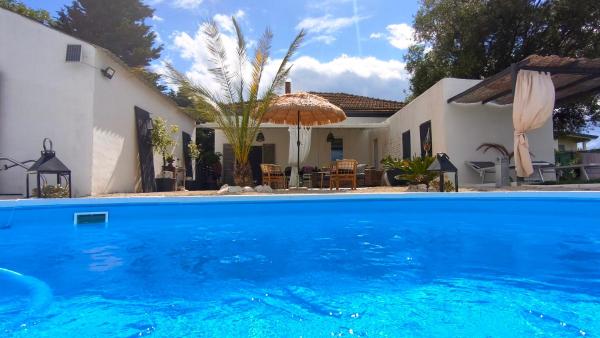 Villa Concetta, piscine privée entre mer et montagne - Abruzzes, Reservar  Hotéis em Abruzos com piscina, Piscina