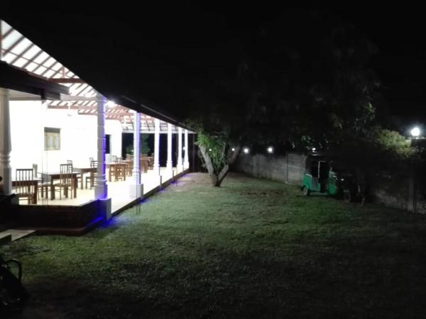 JunglevistaLake, Reservar  Dambulla 