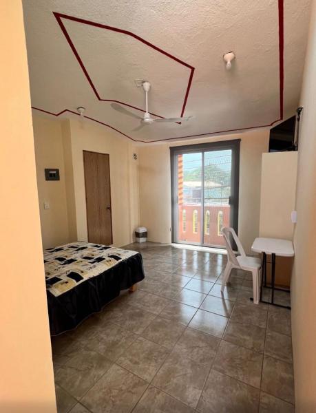 Hostal Color Inn, Reservar Hotel Santo Domingo Tehuantepec. 