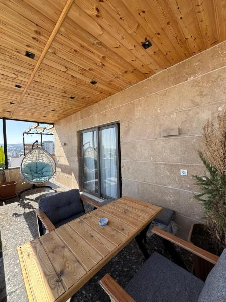 Stylish Loft Apartment with Private Terrace, Reservar Apartamento Erdemli 
