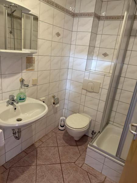 Hotel Leonis, Reservar  Aue-Bad Schlema Saxony