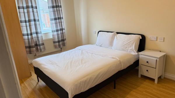 Wilmer House 2, Reservar  Eastleigh Hampshire