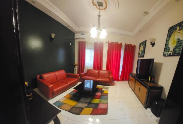 Rockville Building Studio Meuble Guest House, Reservar  Yaoundé Mfoundi