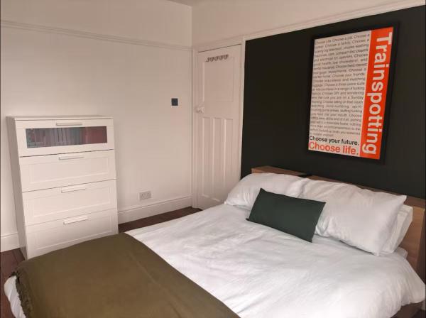 Modern & cosy room in the heart of Manchester breakfast included, Reservar  Manchester Grande Manchester