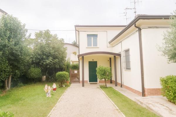 Affittacamere Athos, Reservar  Forlì Emília-Romanha