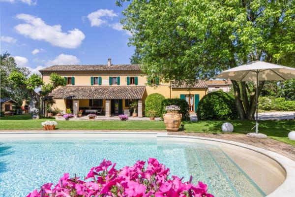 Villa Delle Vigne, Reservar  Hotéis em Romagna com Piscina, Piscina