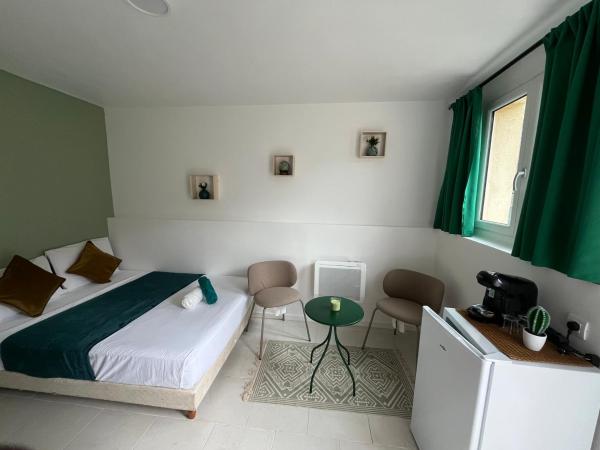 Studios privatifs avec vue sur Jardin, Reservar   