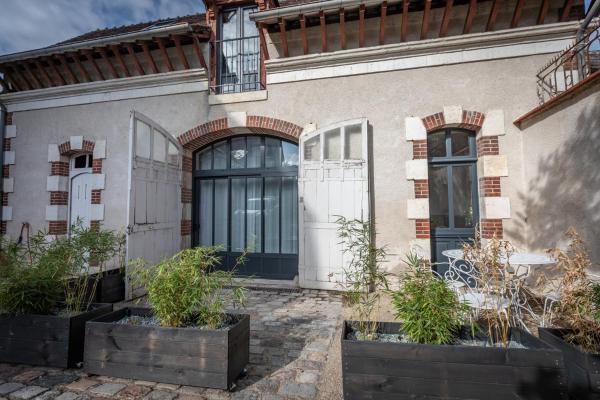 Les Écuries de Juranville, Reservar  Bourges 