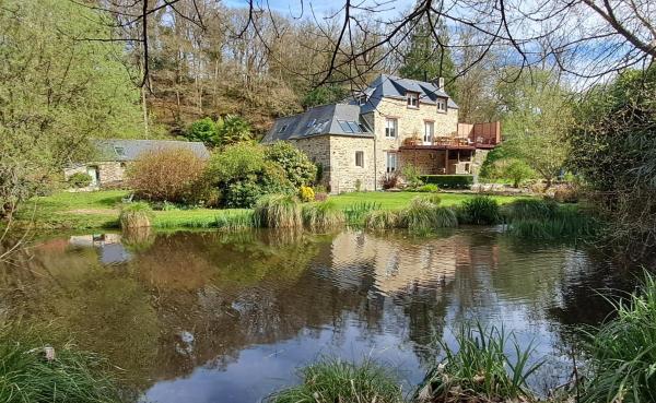Moulin de Kervegan, Reservar  Plouzelambre Côtes-d'Armor