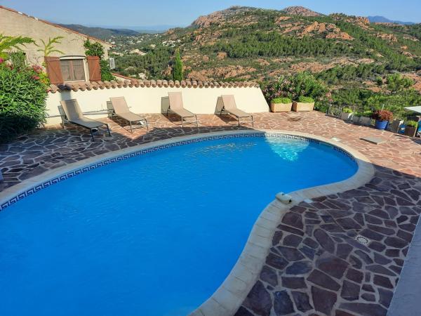 Villa ANTHEA, Reservar  Saint-Raphael Mimosa Road