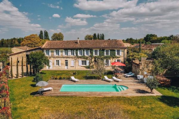 Villa 5 étoiles proche de Saint Émilion, Reservar  Les Artigues-de-Lussac 