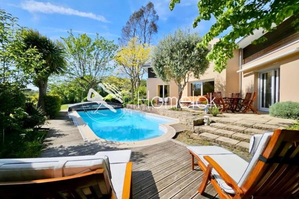 Luxury ! Villa avec piscine - Vue 180 sur le golf, Reservar  Gestel Bretanha