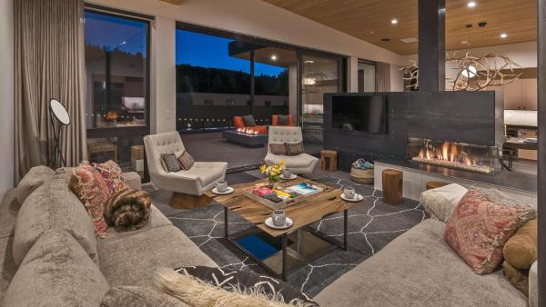 Butterfly Lofts - West, Reservar  Steamboat Springs Colorado