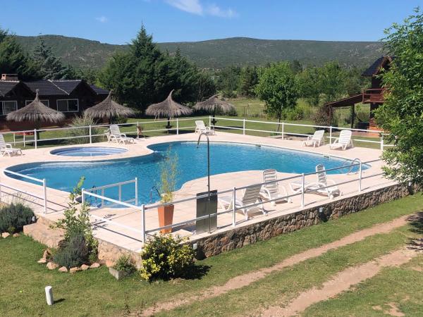 Cabañas El Trigal, Reservar  Hotéis em Córdoba com piscina, Piscina