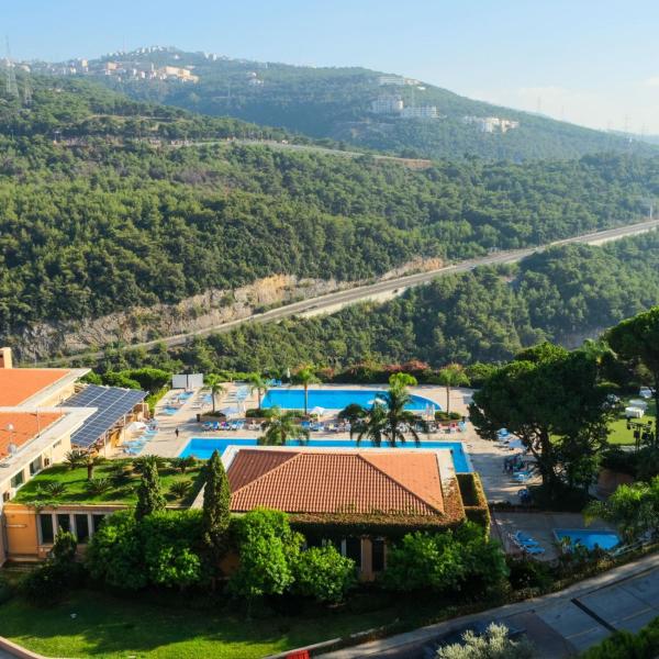 Country Lodge Hotel & Resort, Reservar Resort Hazmieh 