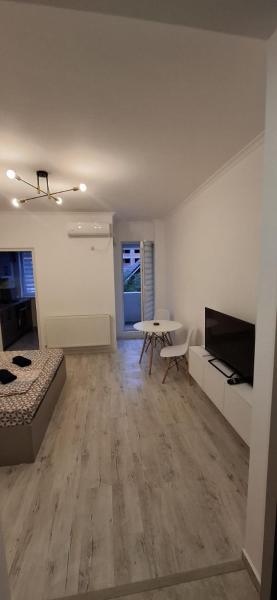 Anghel House- Militari Residence, Reservar  Chiajna 