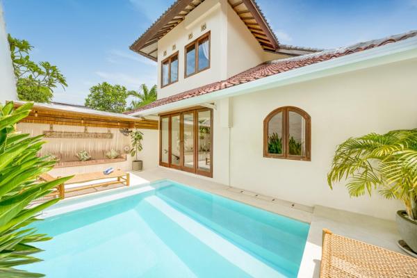 3BR Villa | Seminyak Central | 450m From Beach, Reservar  Hotéis em Bali com piscina, Piscina