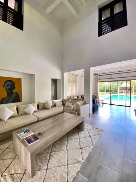 Luxueuse villa avec piscine et magnifique jardin, Reservar  Gzoula Marrakech-Tensift-Haouz
