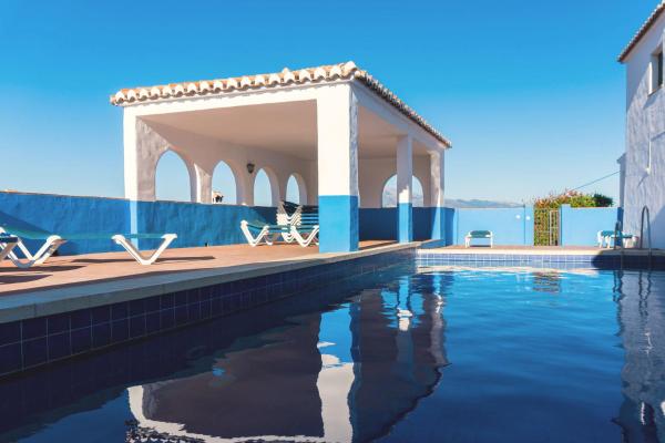 Villa 44 by Villamya, Reservar  Hotéis em Borge com piscina, Piscina