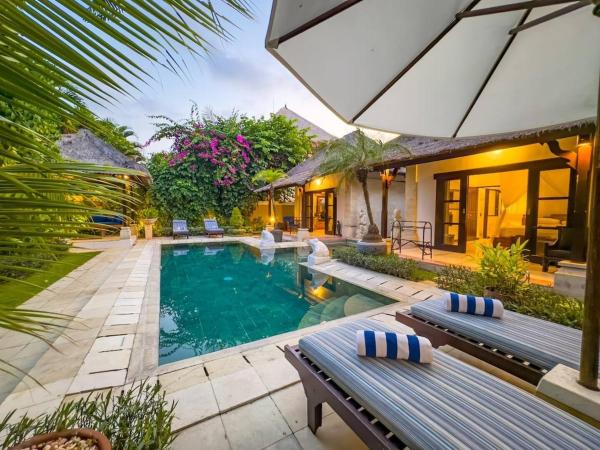 Arjuna Villa 3 Bedroom Villa Seminyak, Reservar  Hotéis em Bali com piscina, Piscina